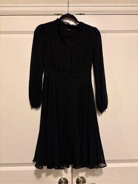 ann taylor long sleeve dresses Ann Taylor Women's Red A-line Long Sleeve Dress Size 0 Zipper Button Sleeves EUC